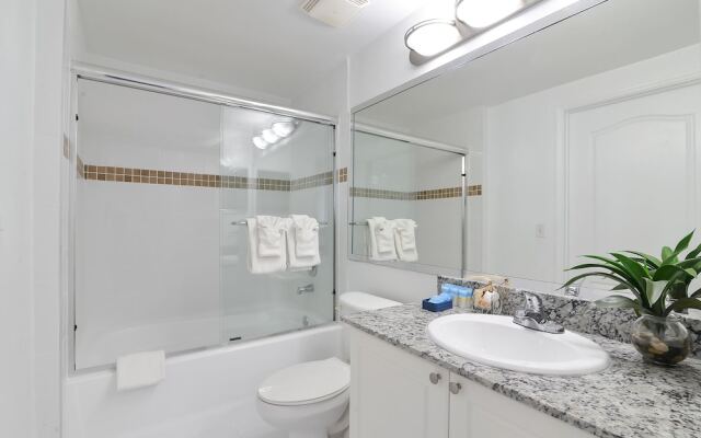 Intracoastal Yacht Club By Hosteeva