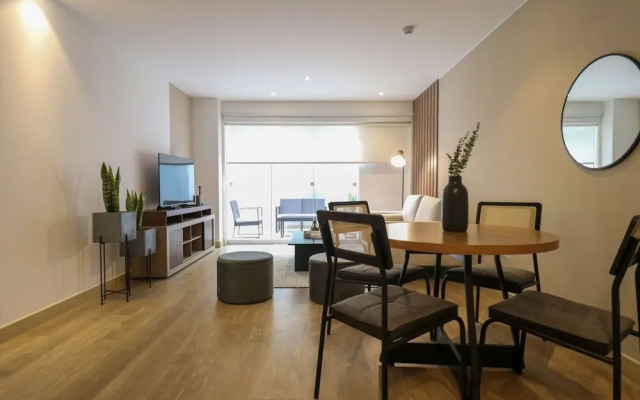 w Stunning 1BR Near Malecon in Barranco