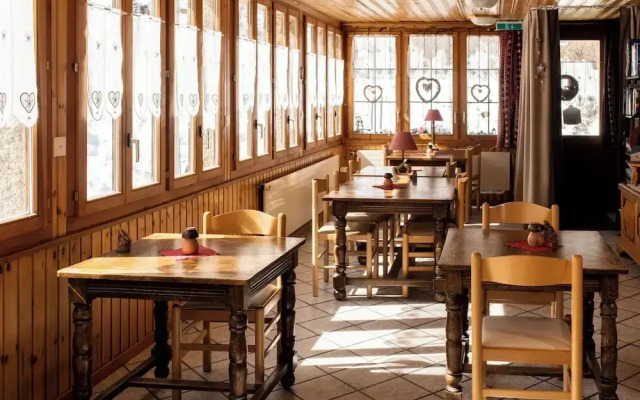 Hôtel Aiguille de La Tza