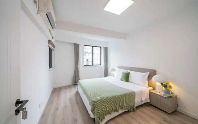 Tyms Parisian 2BR APT  Paris Classic