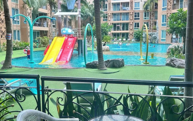 Atlantis Condo Pattaya by Panissara