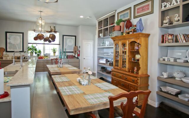 The Big Green House Bed & Breakfast