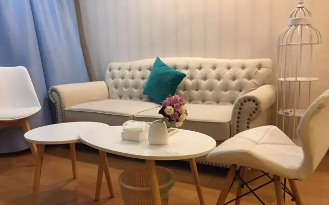 Yixiu Boutique Apartment Guangzhou Hesheng Square