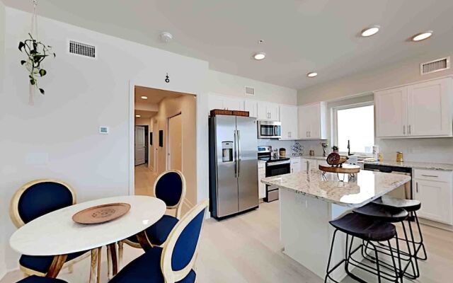 Sea Glass by Southern Vacation Rentals