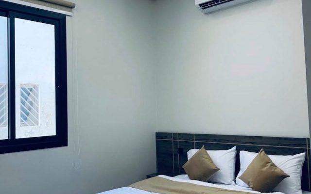 Calm Serviced Apartments 3
