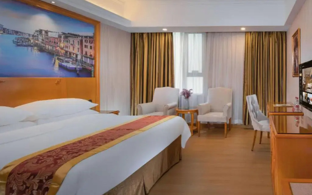 Vienna International Hotel Shenzhen Bantian Jihua Road Shangxue