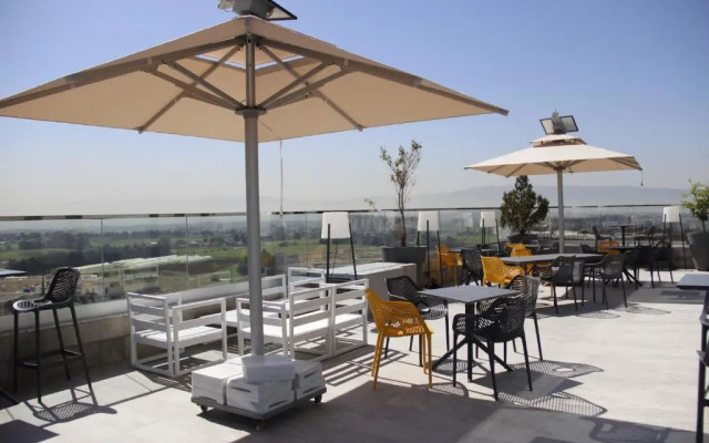 Golden Tulip Opera Alger