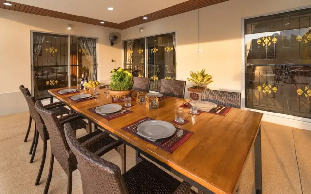 Villa Bos Near the Beach of Jomtien