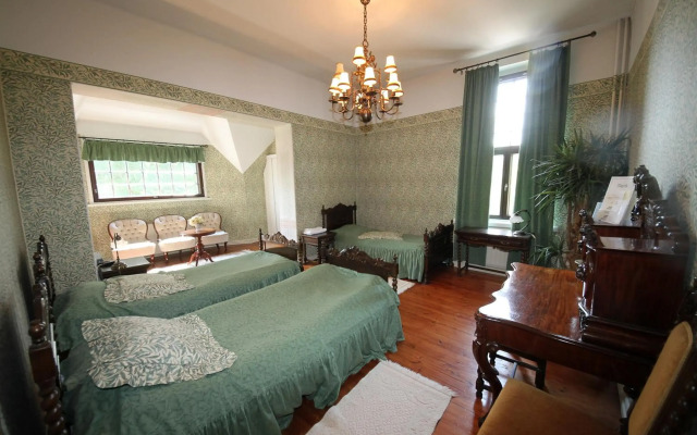 Hotel Majvik