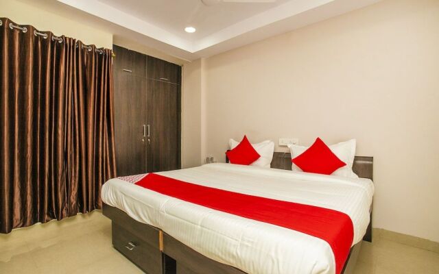 OYO 22836 Hotel Amster Inn