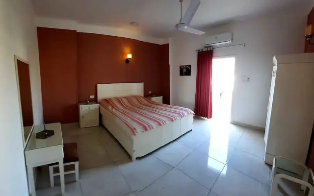 Senmut Luxory Apartments
