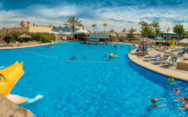 Magic Robin Hood Waterpark Lodge Resort