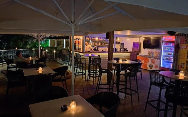 Zante Palace