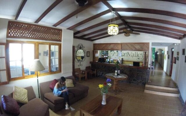 Anton Valley Hotel