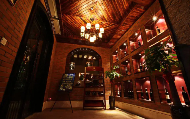 Mehood Hotel