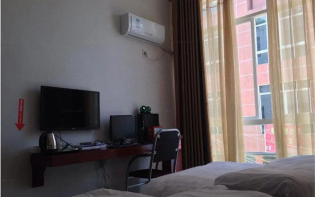 Xingyi Huangjia Inn