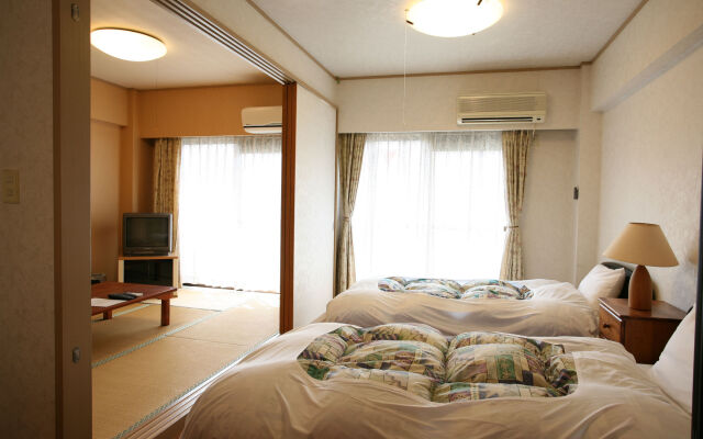 Condominium Hotel Garland Court Usami