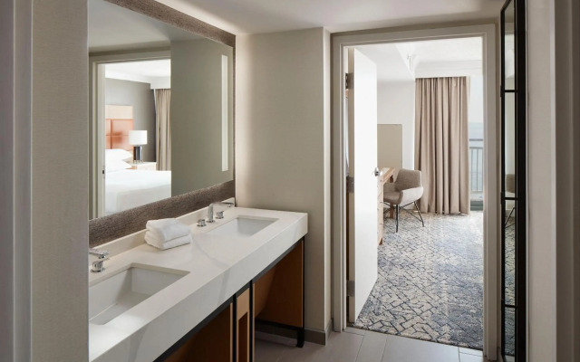 Sheraton Virginia Beach Oceanfront Hotel