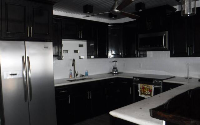 Tres Cocos Resort