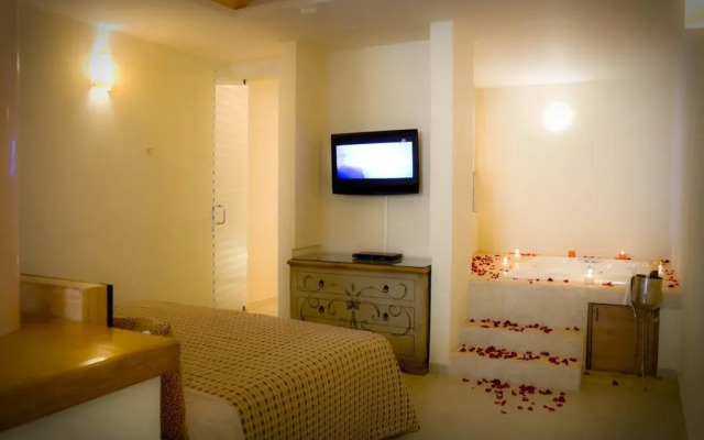 Flamingos Auto Hotel