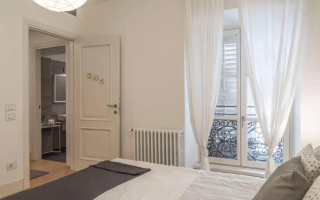 Palazzo Tergesteo Tirabora Suite Apartments