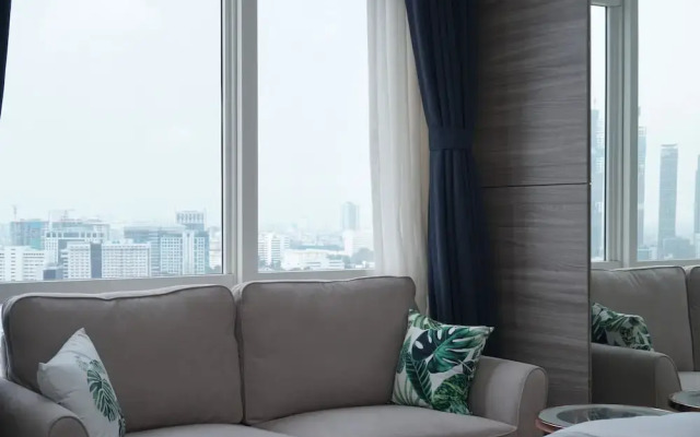 Cozy and Tranquil Studio Menteng Park Apartment