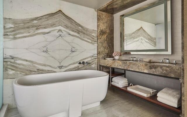 Four Seasons Hotel Austin