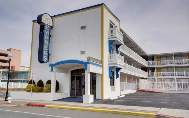 Empress Motel