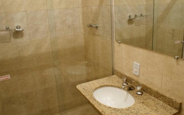 Antico Plaza Hotel