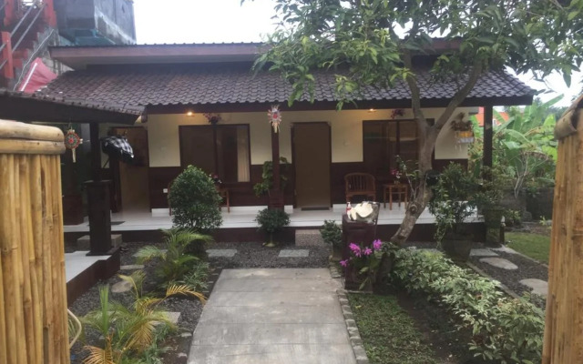 Wira Ayu Guest House