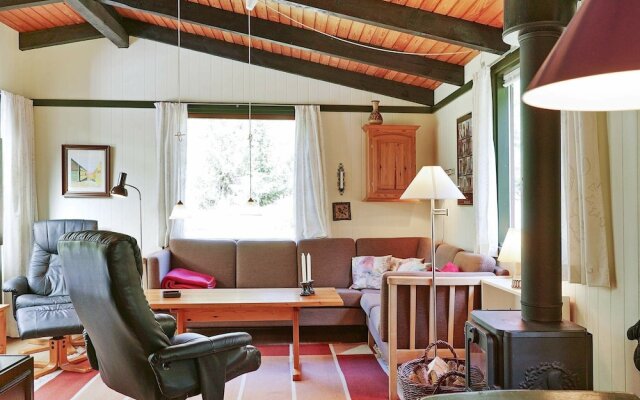 Well-furnished Holiday Home Nearby a Recreational Lake