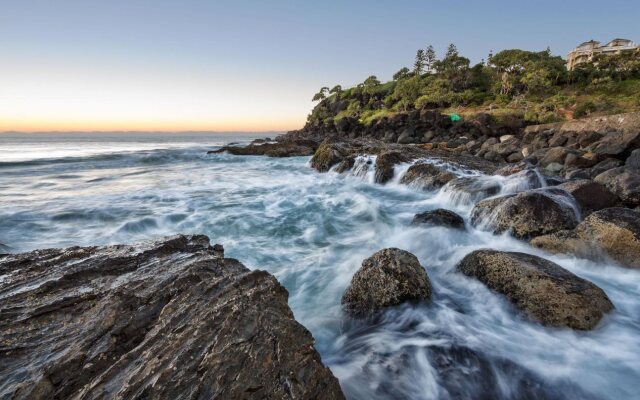 Kirra Beach Apartments