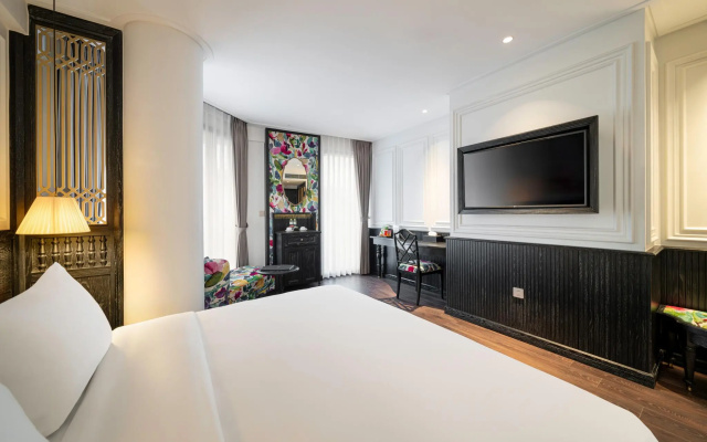 Luxe Paradise Premium Hotel – Guest Rooms – Hanoi