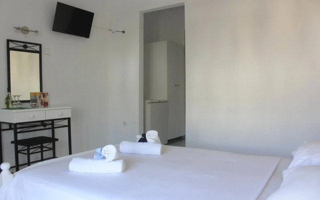 Syros Holidays