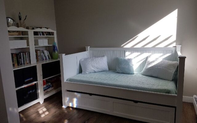The Chirping Cricket Bed & Breakfast