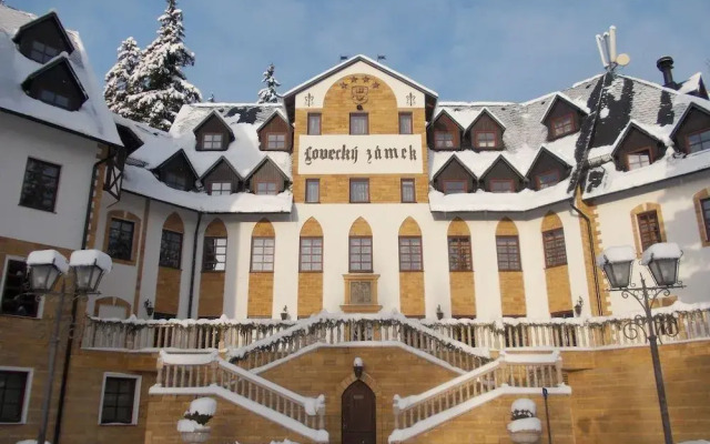 SPA Hotel Zámek Lužec