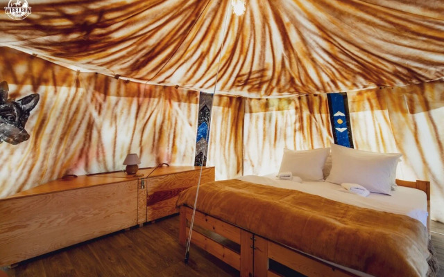 Western Camp Resort