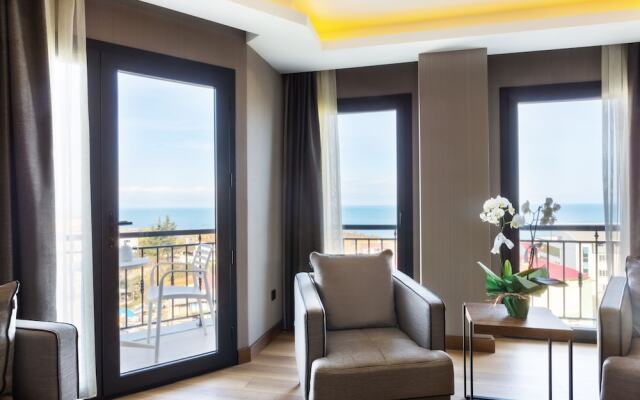 Nehir Otel