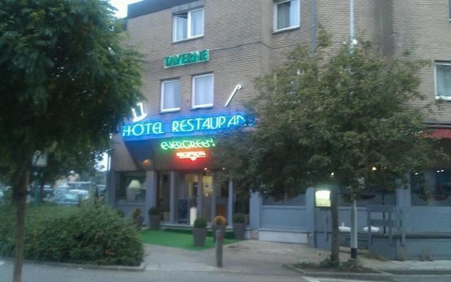 Hotel Evergreen