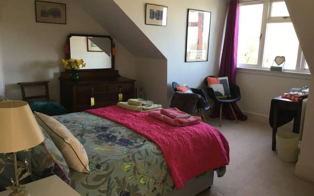 Newberry Beach Lodge