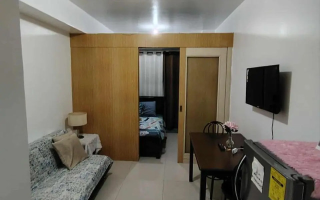 Early Sunrise Condotel at Sea Residences