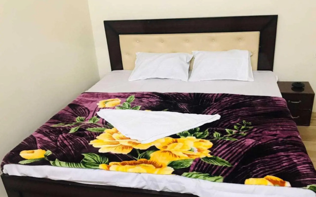 OYO 80702A Hotel Sunshine