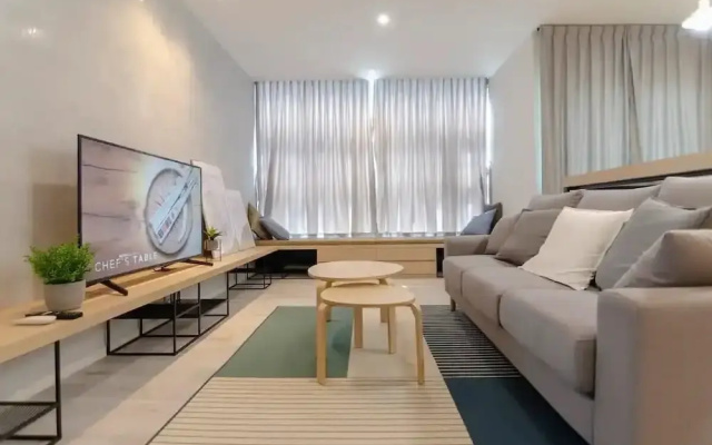 Chic & Cozy 2BR Suasana Suite 6, Free Parking
