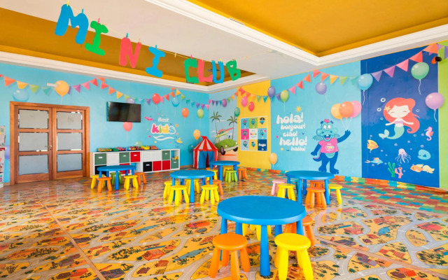 Best Alcazar Hotel