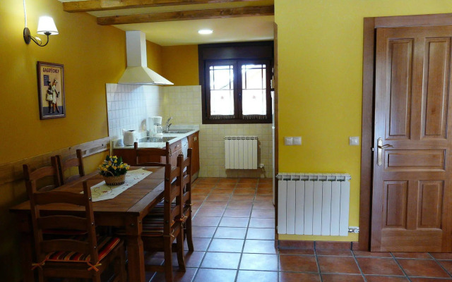Apartamentos Rurales L Abiseu