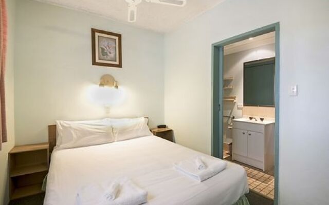 Allamanda Retreat