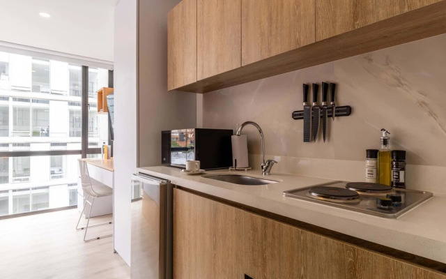 w Lovely 2BR in the Heart of Santa Barbara