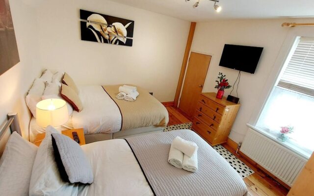 Beautiful 3-bed House in Chatham