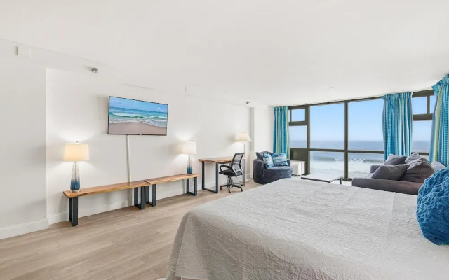 Oceanside Inn 313