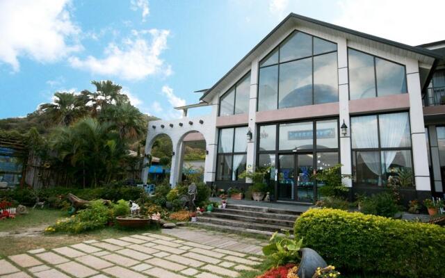 Fennel Hot Spring Resort
